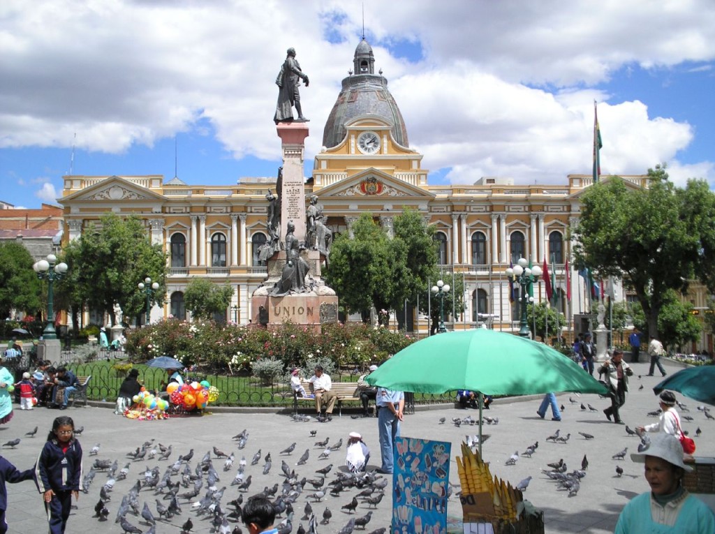 Bolivia se encamina hacia el gobierno electrónico, el software libre y la firma digital